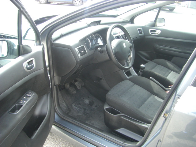 PEUGEOT 307 SW PACK 2.0 HDI 136CV 7 PLAZAS