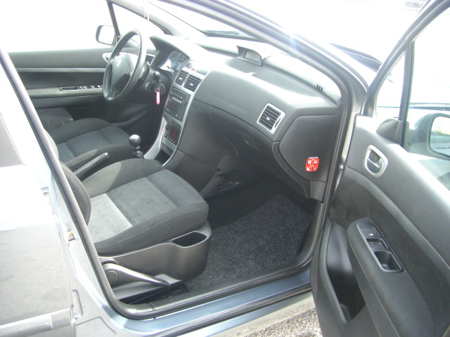 PEUGEOT 307 SW PACK 2.0 HDI 136CV 7 PLAZAS