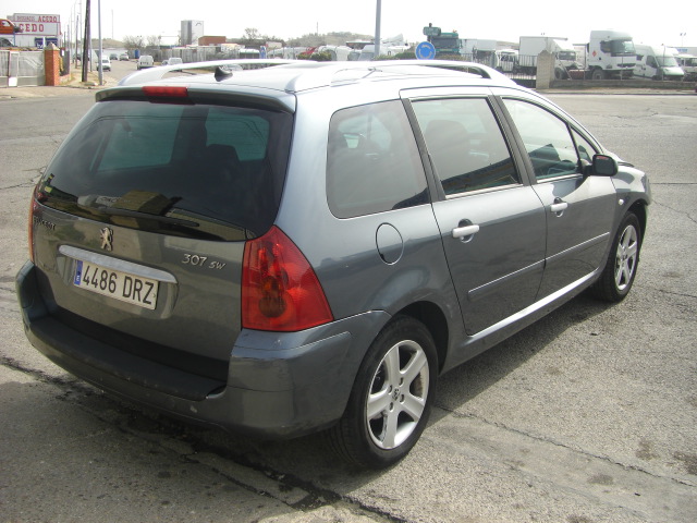 PEUGEOT 307 SW PACK 2.0 HDI 136CV 7 PLAZAS