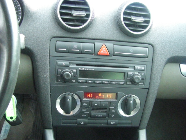 AUDI A-3 FSI 1.6 115CV GASOLINA