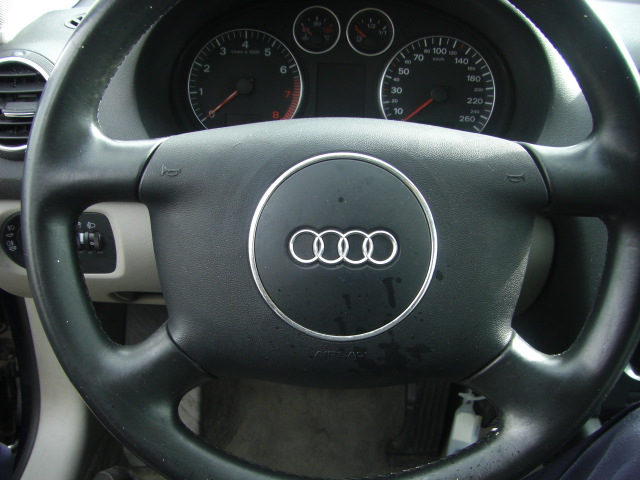 AUDI A-3 FSI 1.6 115CV GASOLINA