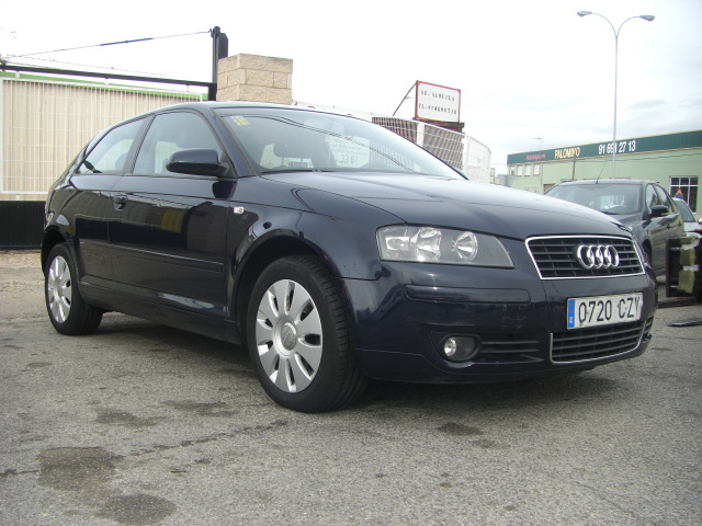 AUDI A-3 FSI 1.6 115CV GASOLINA