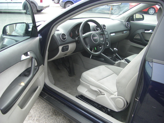 AUDI A-3 FSI 1.6 115CV GASOLINA