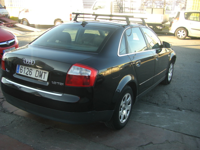 AUDI A-4 1.9 TDI 100CV