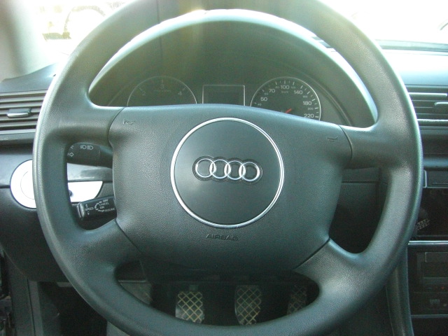 AUDI A-4 1.9 TDI 100CV