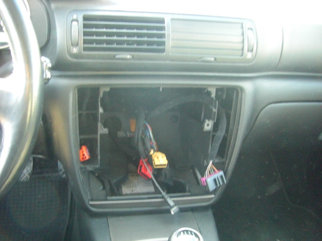 VOLKSWAGEN PASSAT 1.9 TDI 130CV