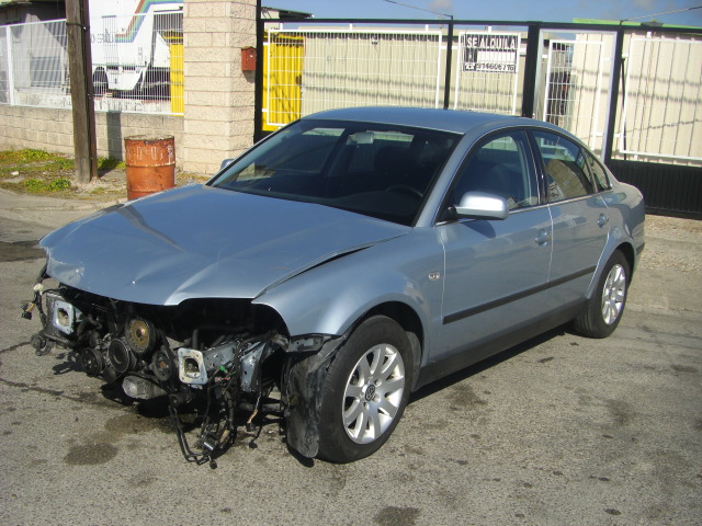 VOLKSWAGEN PASSAT 1.9 TDI 130CV