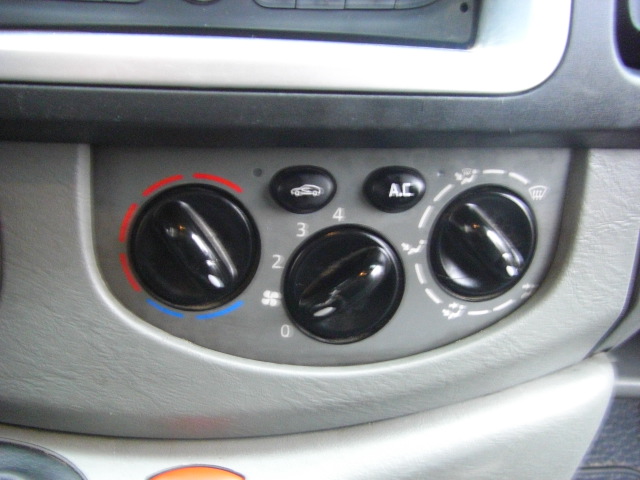 RENAULT TRAFIC 2.0 DCI 115CV 9 PLAZAS