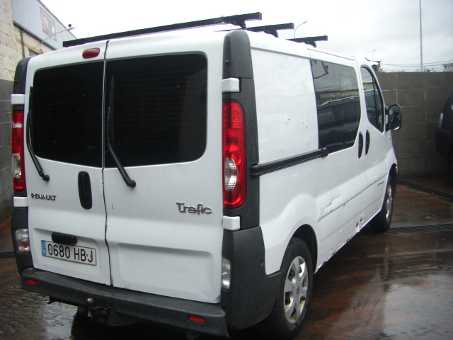 RENAULT TRAFIC 2.0 DCI 115CV 9 PLAZAS