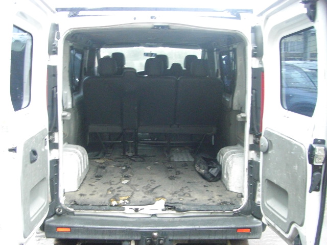 RENAULT TRAFIC 2.0 DCI 115CV 9 PLAZAS