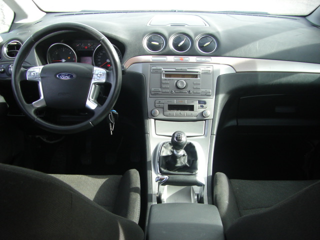 FORD S-MAX 2.0 TDCI 140CV 7 PLAZAS