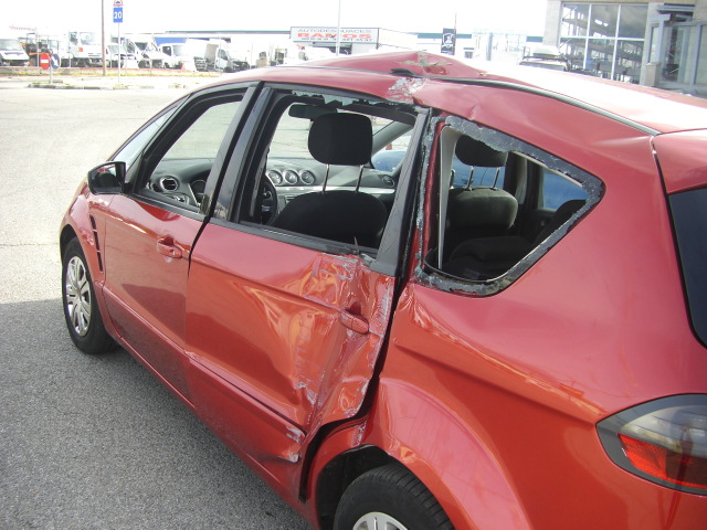 FORD S-MAX 2.0 TDCI 140CV 7 PLAZAS