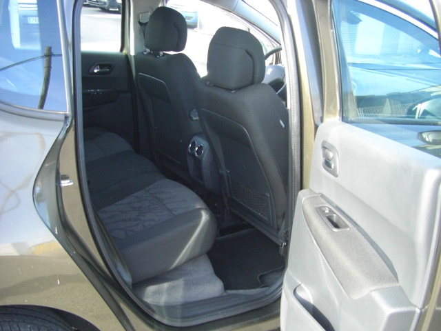 PEUGEOT 3008 1.6 HDI 111CV