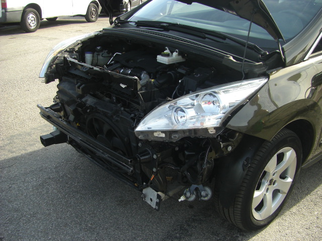 PEUGEOT 3008 1.6 HDI 111CV