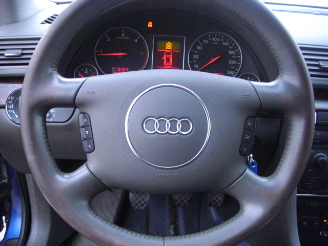 AUDI A-4 2.5 TDI 163CV