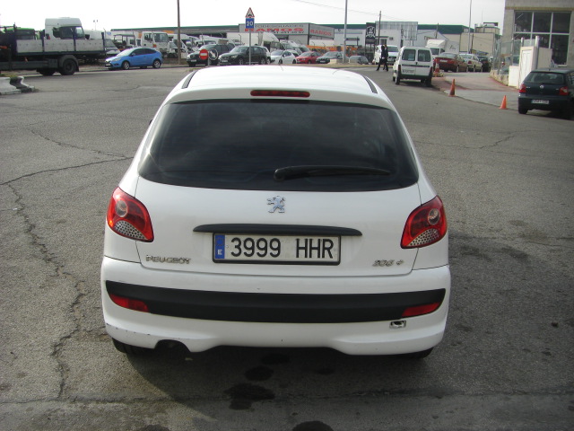 PEUGEOT 206 1.4 HDI 68CV COMERCIAL