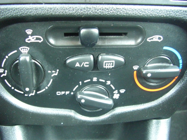 PEUGEOT 206 1.4 HDI 68CV COMERCIAL