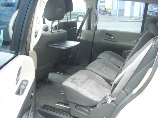 RENAULT ESPACE 1.9 DCI 106CV