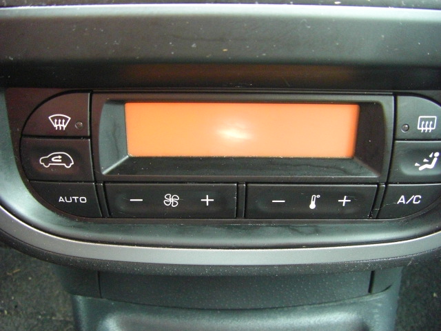 CITROEN C-3 1.4 GASOLINA 73CV