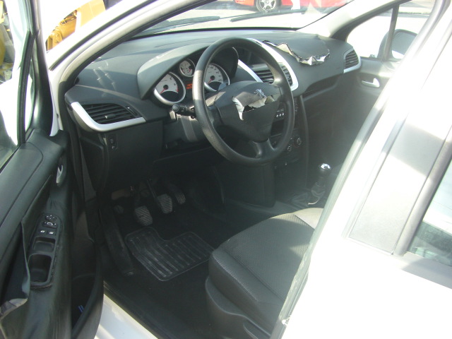 PEUGEOT 207 1.4 GASOLINA 95CV CONFORT