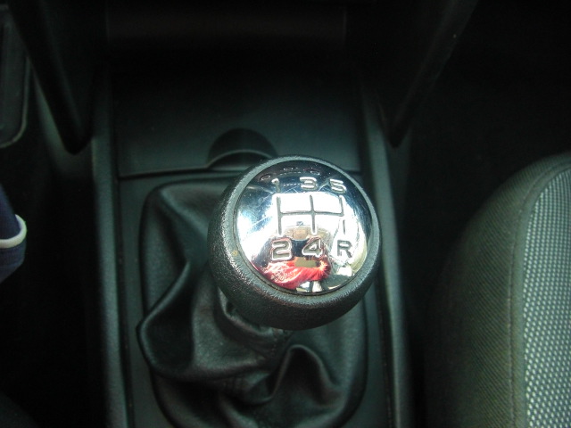 PEUGEOT 207 1.4 GASOLINA 95CV CONFORT