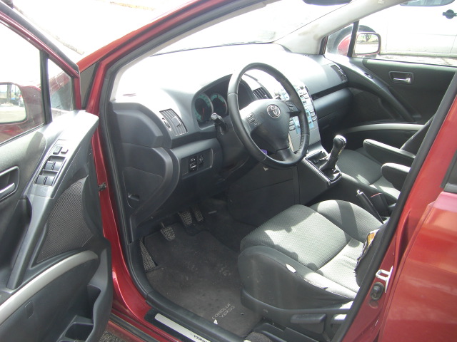 TOYOTA COROLLA VERSO 2.2 D4D 1336CV 7 PLAZAS