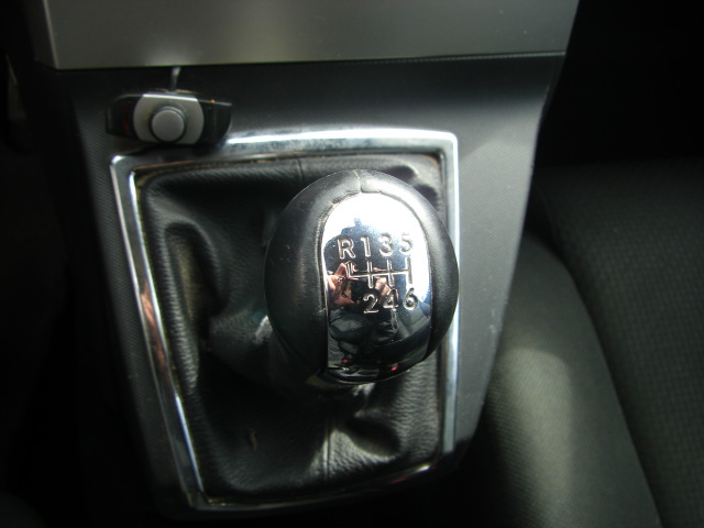 TOYOTA COROLLA VERSO 2.2 D4D 1336CV 7 PLAZAS