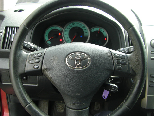 TOYOTA COROLLA VERSO 2.2 D4D 1336CV 7 PLAZAS