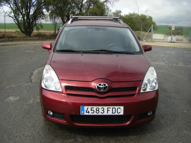 TOYOTA COROLLA VERSO 2.2 D4D 1336CV 7 PLAZAS