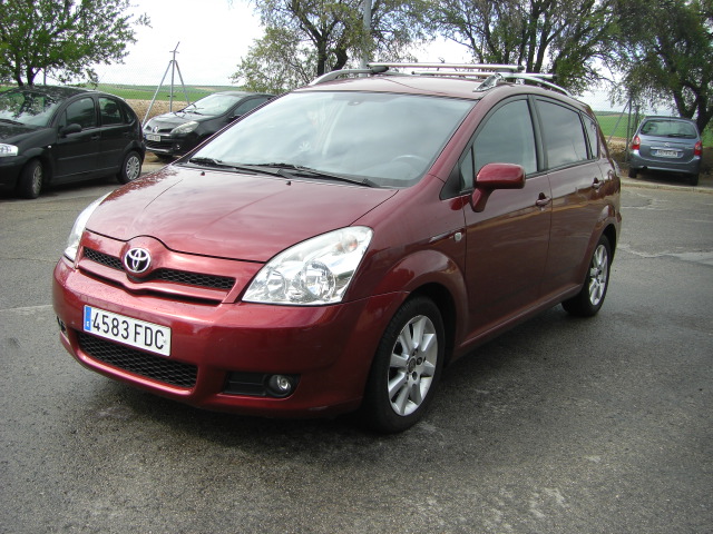TOYOTA COROLLA VERSO 2.2 D4D 1336CV 7 PLAZAS