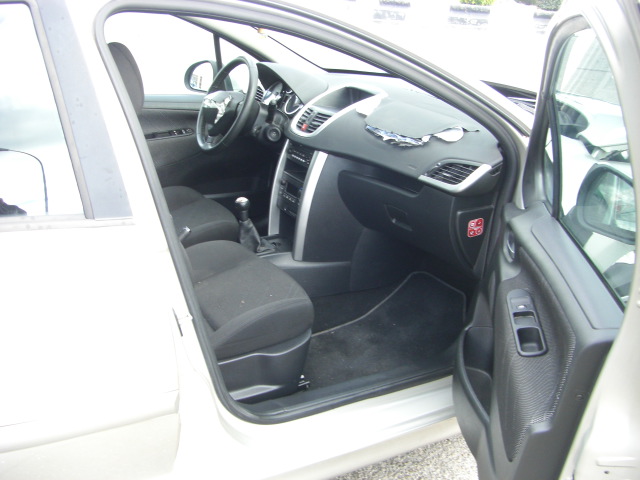 PEUGEOT 207 SW SPORT 1.6 HDI 90CV