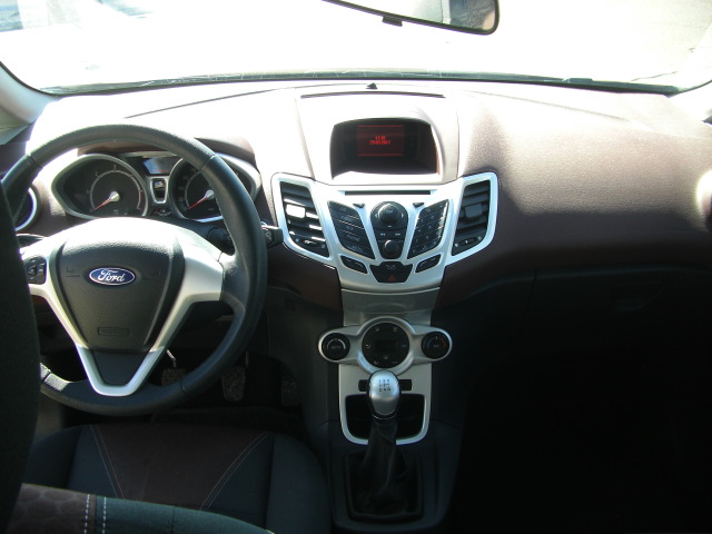 FORD FIESTA 1.6 TDCI 90CV TITANIUM