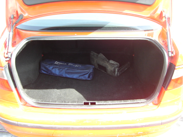 SEAT TOLEDO 1.9 TDI 130CV 6 VELOCIDADES