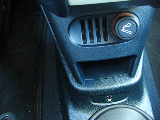 FORD KA URBAN 1. 2 i