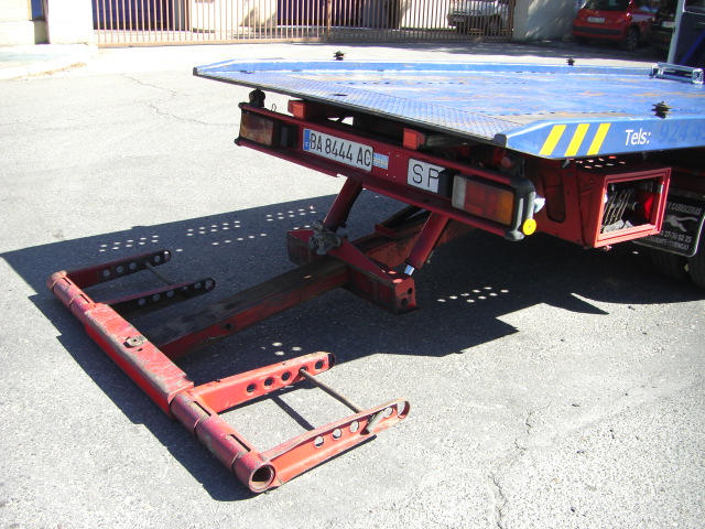 GRUA IVECO DAILY 2.8 TD 120 CV