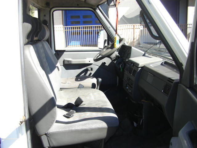 GRUA IVECO DAILY 2.8 TD 120 CV