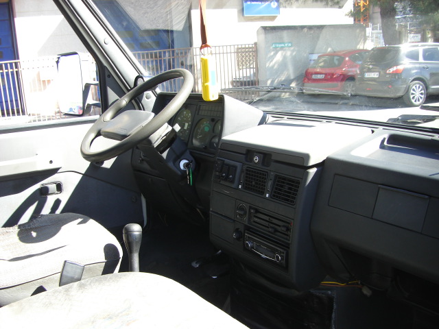 GRUA IVECO DAILY 2.8 TD 120 CV