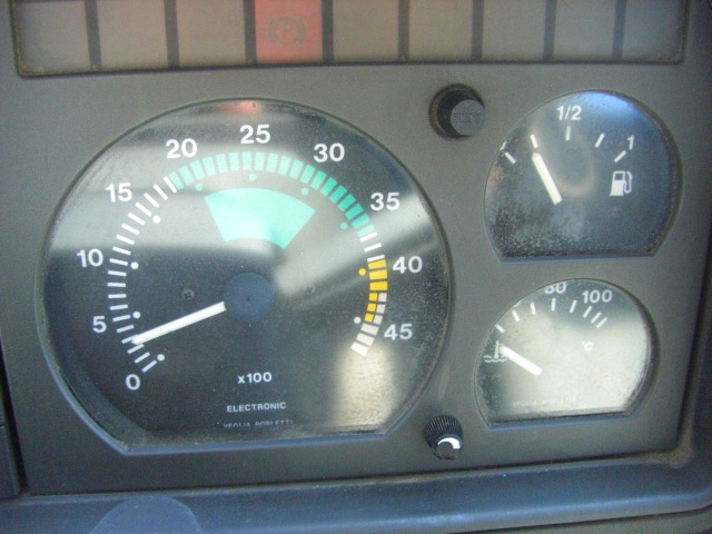 GRUA IVECO DAILY 2.8 TD 120 CV