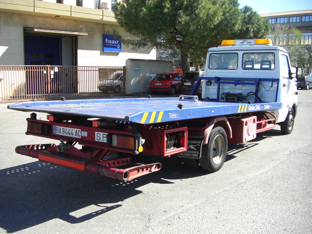 GRUA IVECO DAILY 2.8 TD 120 CV