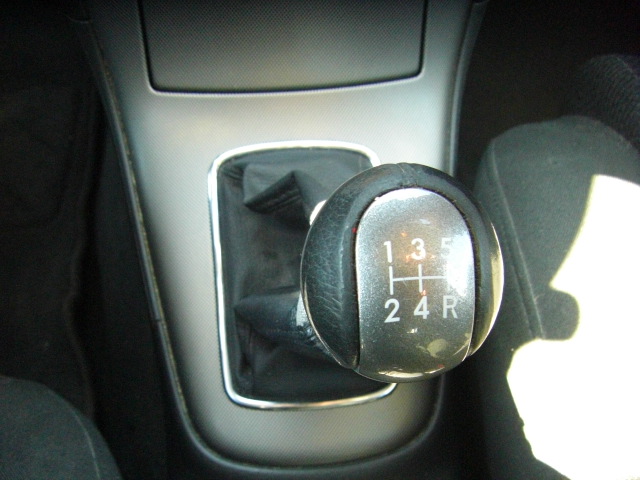 TOYOTA AVENSIS 2.0 VVTI EXECUTIVE