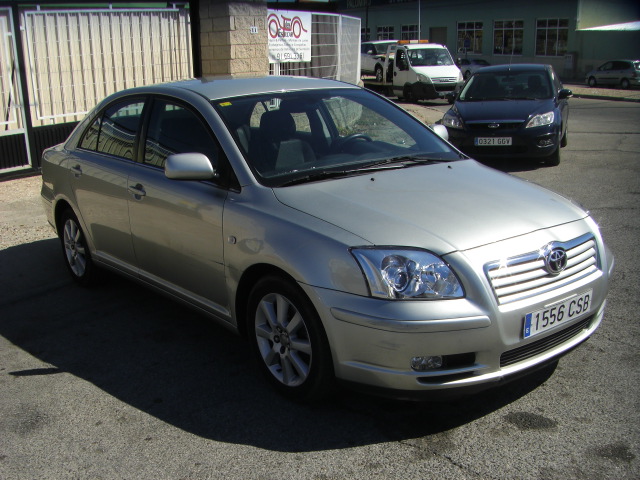 TOYOTA AVENSIS 2.0 VVTI EXECUTIVE
