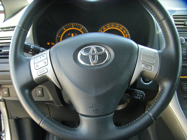 TOYOTA AURIS 2.2 D4D 170CV