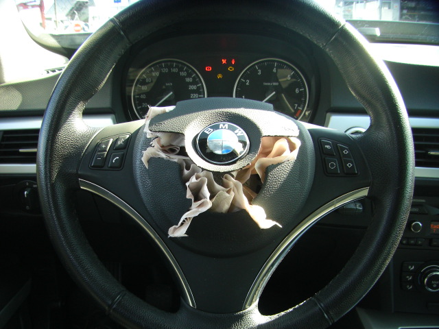 BMW 320i COUPE 177CV