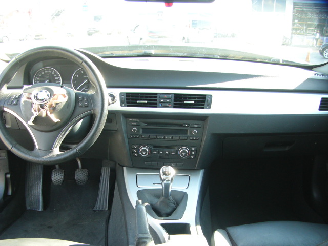 BMW 320i COUPE 177CV