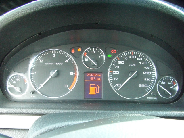 PEUGEOT 407 1.6 HDI ST COMFORT 110CV