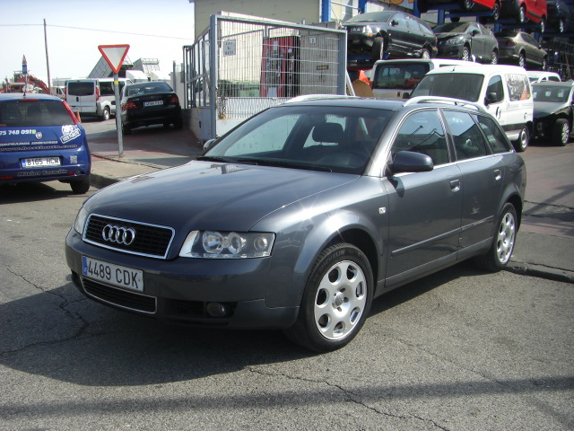 AUDI A-4 2.5 TDI AVANT 163CV AUTOMATICO