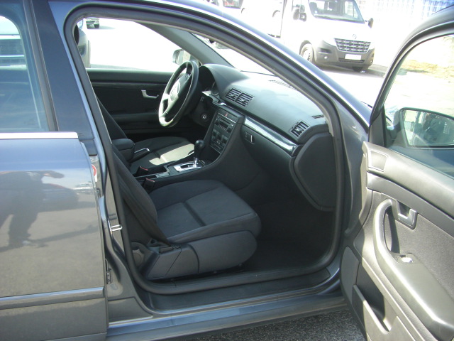 AUDI A-4 2.5 TDI AVANT 163CV AUTOMATICO
