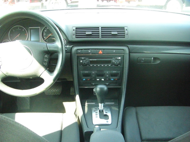 AUDI A-4 2.5 TDI AVANT 163CV AUTOMATICO