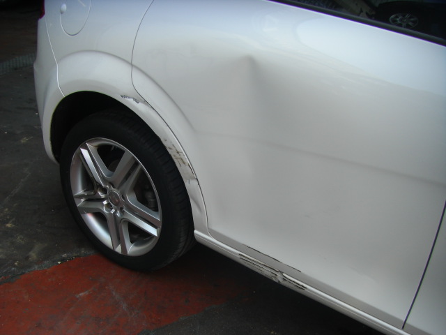 SEAT LEON 1.6 TDI 90CV