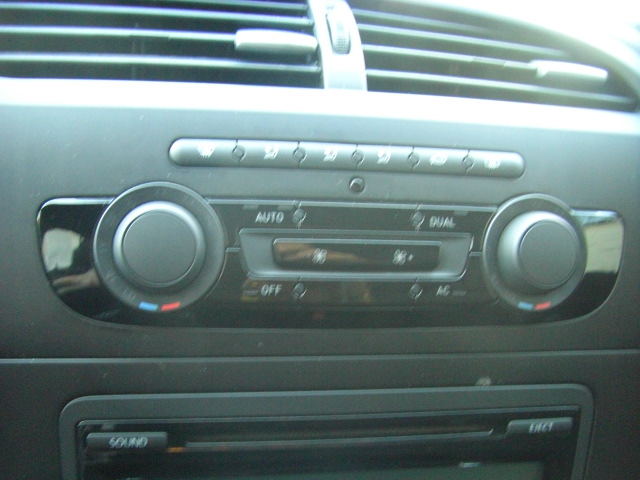 SEAT LEON 1.6 TDI 90CV